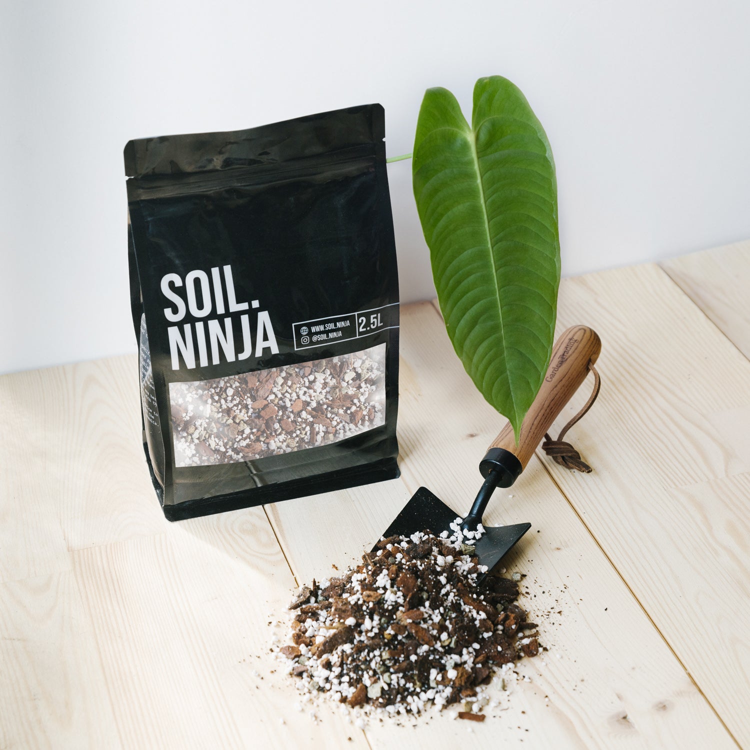 anthurium orchid soil Soil Ninja Premium Anthurium & Orchid Blend 2.5L