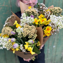 Load image into Gallery viewer, Joyous Spring Flowers
