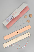 Load image into Gallery viewer, Flower Drying Kit - Pink or Green Wash
