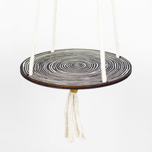 Load image into Gallery viewer, Wood Pattern Plant Hanger
